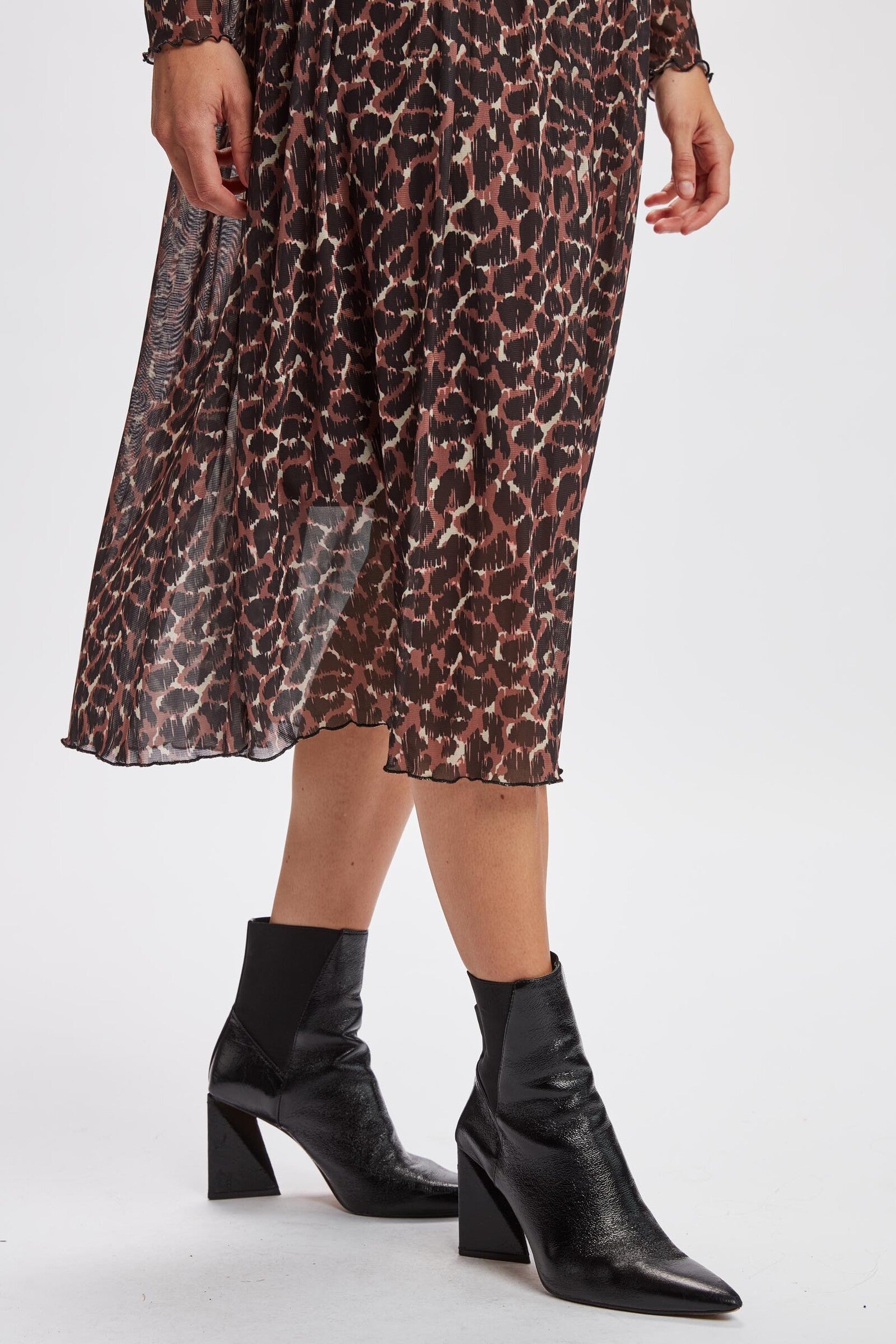 Vestido Nümph Nufreja Leo dress