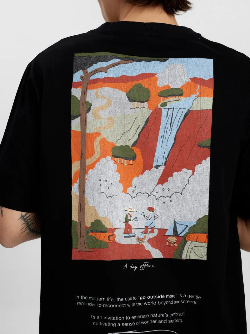 Camiseta Anerkjendt Akkikki Go outside more Negro