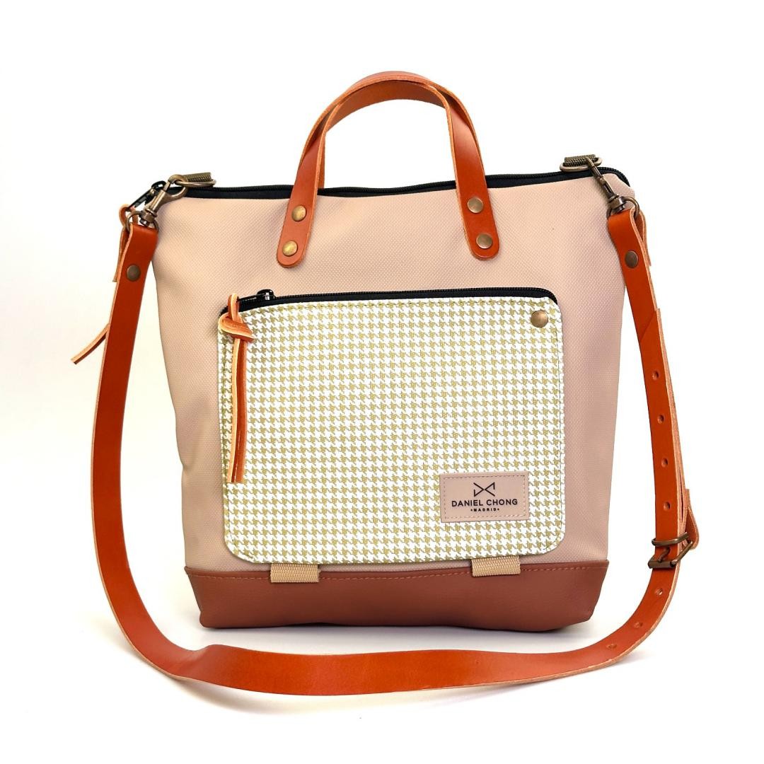 Bandolera Daniel Chong Cuadrada Book Holder DZ