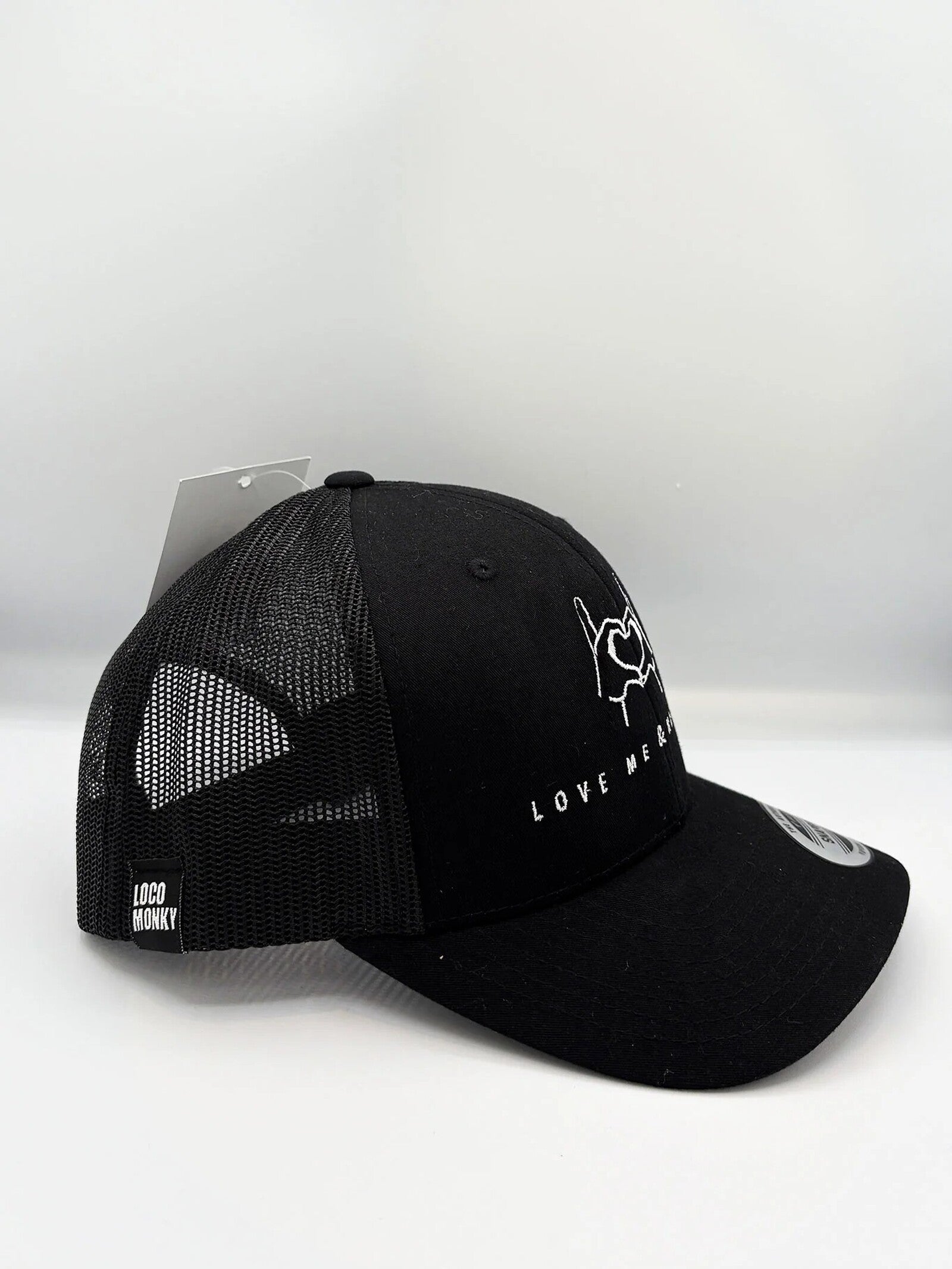 Gorra Loco Monky Love Me Hate Me Negro