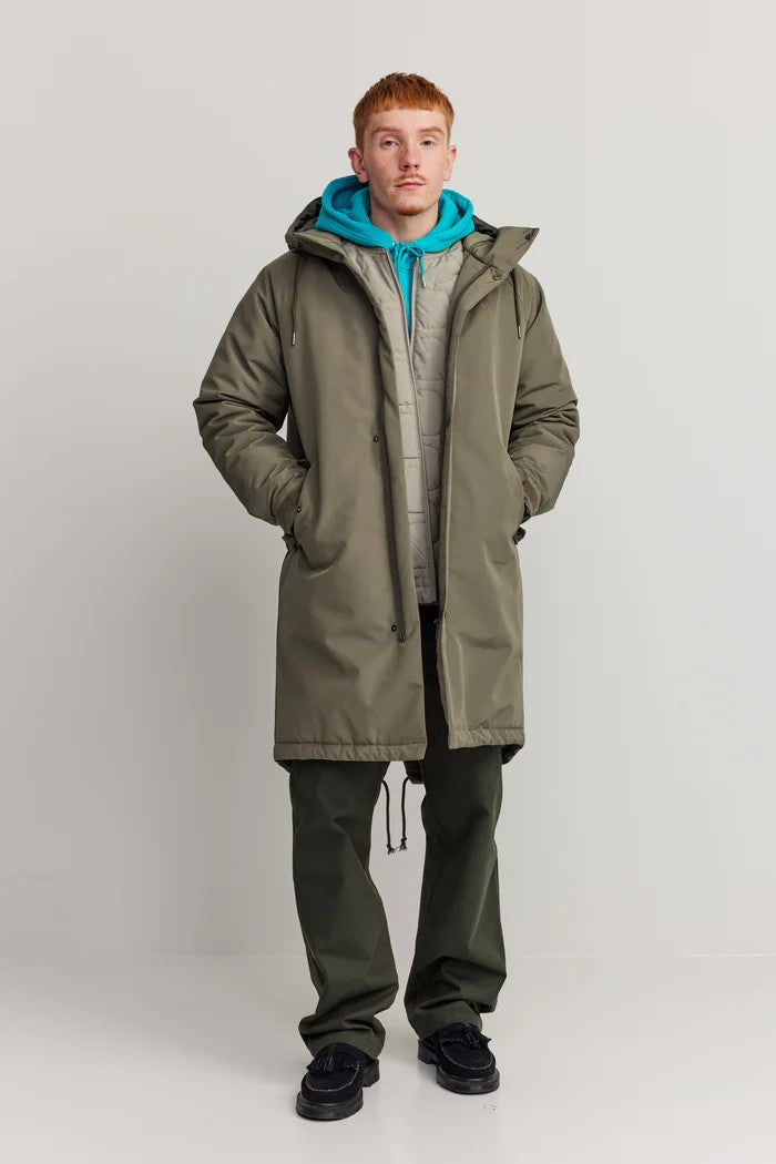 Abrigo Makia Observer Jacket Dusty Olive