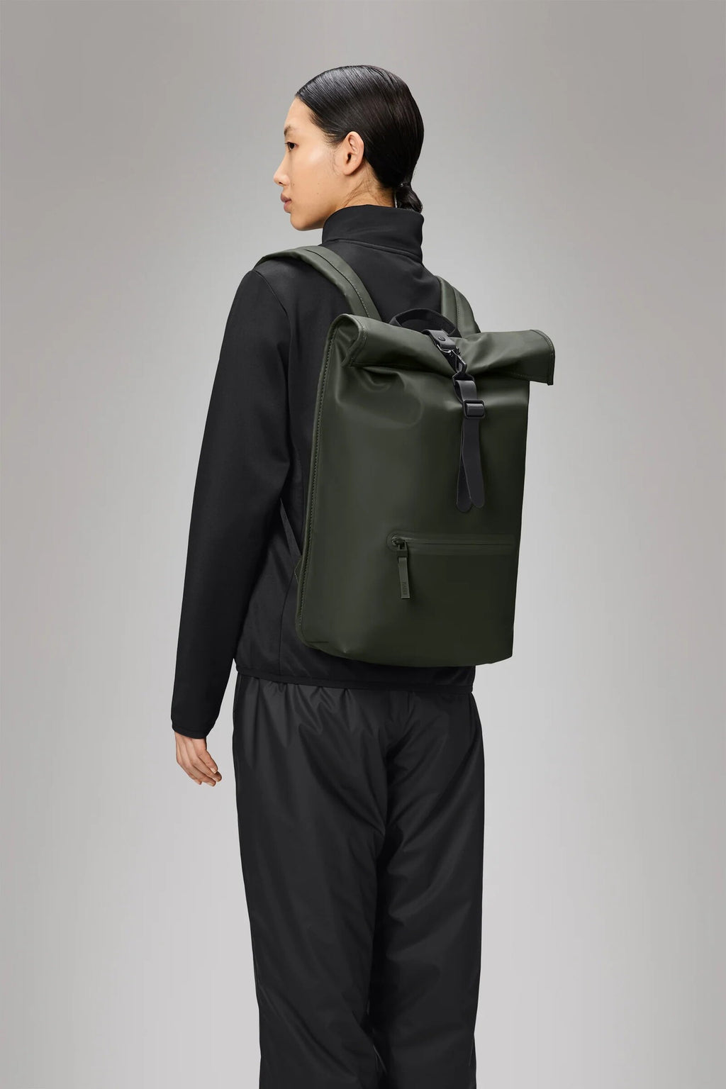 Mochila RAINS Rolltop Rucksack W3 Verde